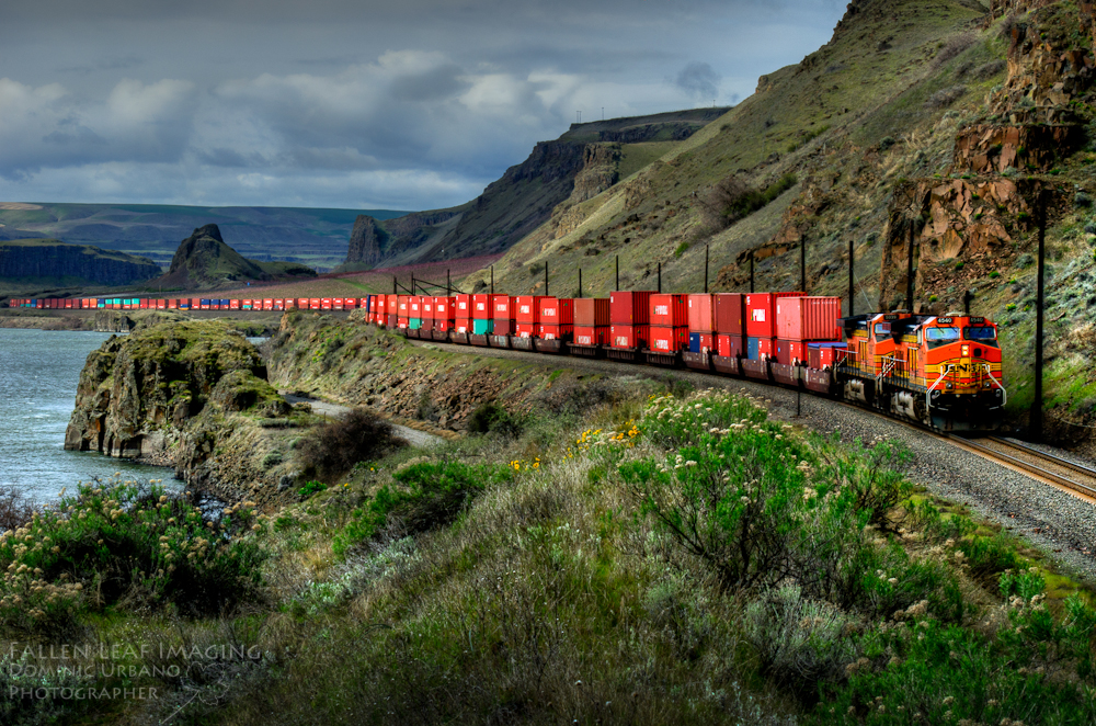 Train photos… The BNSF railroad in the Columbia Gorge.
